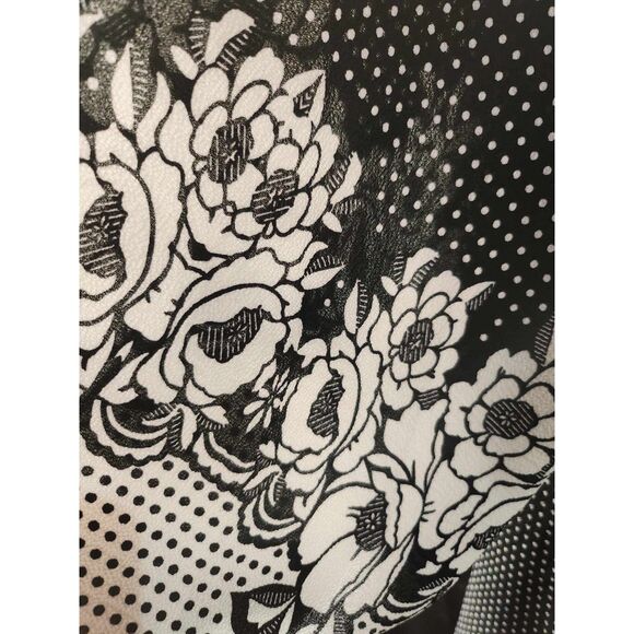 SOLD SOLD SOLD!! Lilypad Black and White Polka Dot Cardigan in a size 2X - Picture 3 of 6